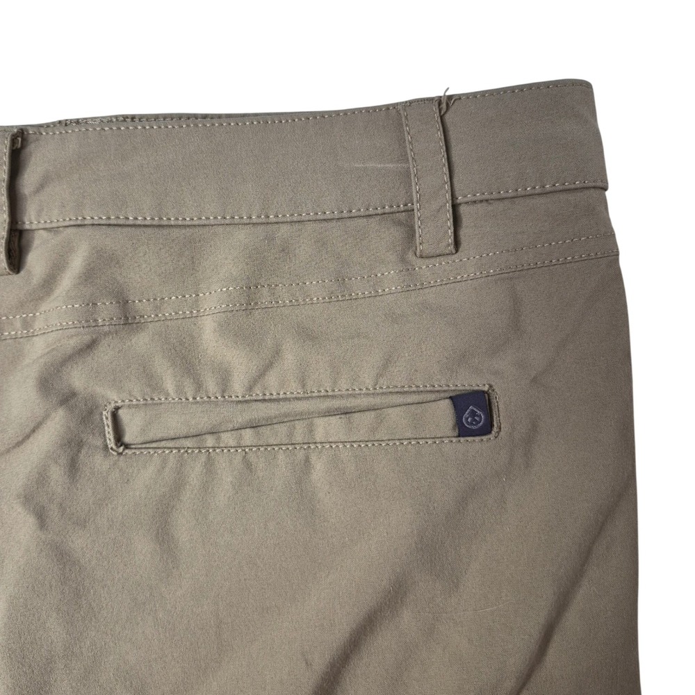 Tasc Performance Motion Shorts Mens 38 Tailored Khaki Bamboo Stretch Golf Casual